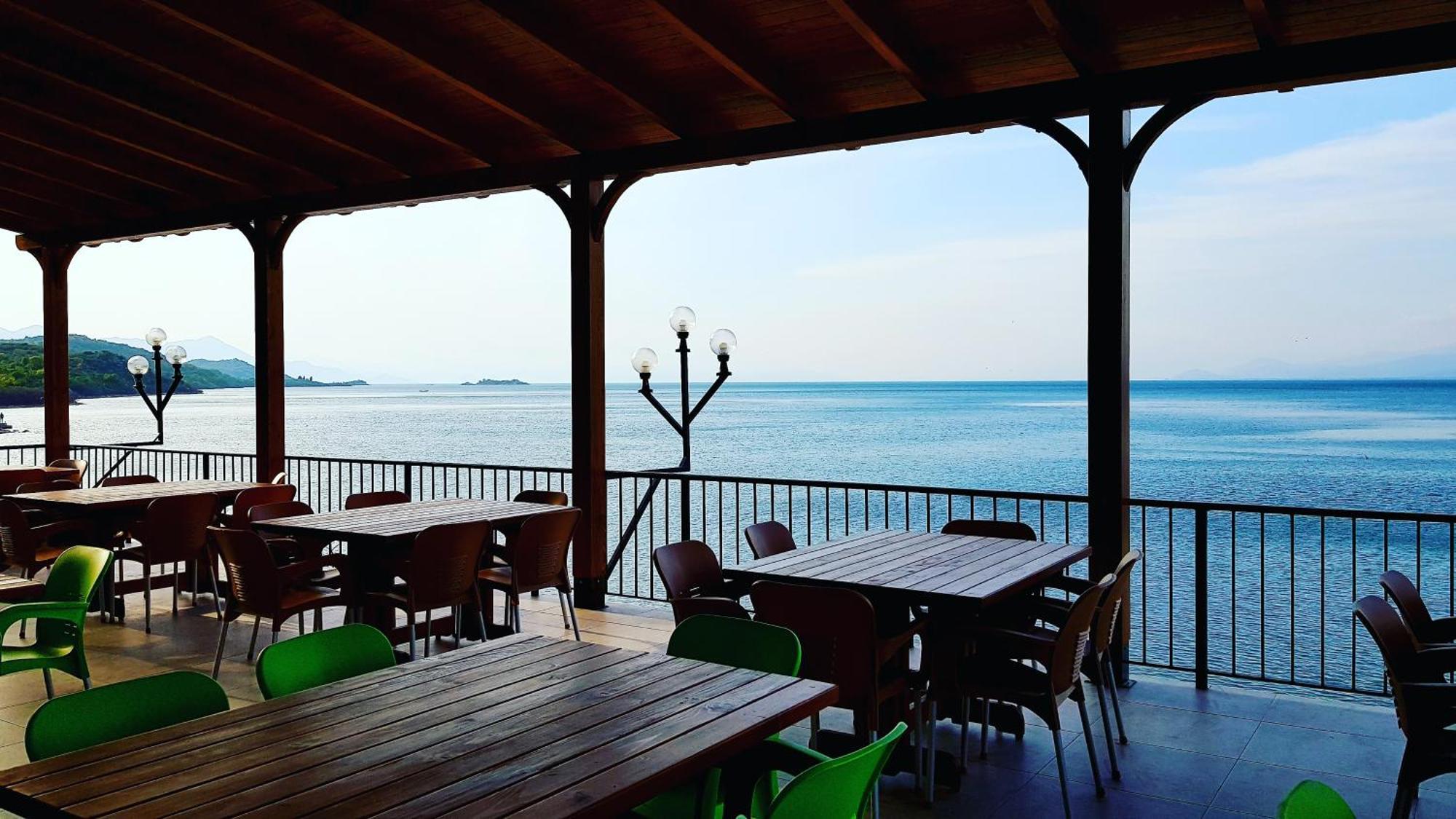 Rooms Lake View Balani Restaurant Shkodër Buitenkant foto