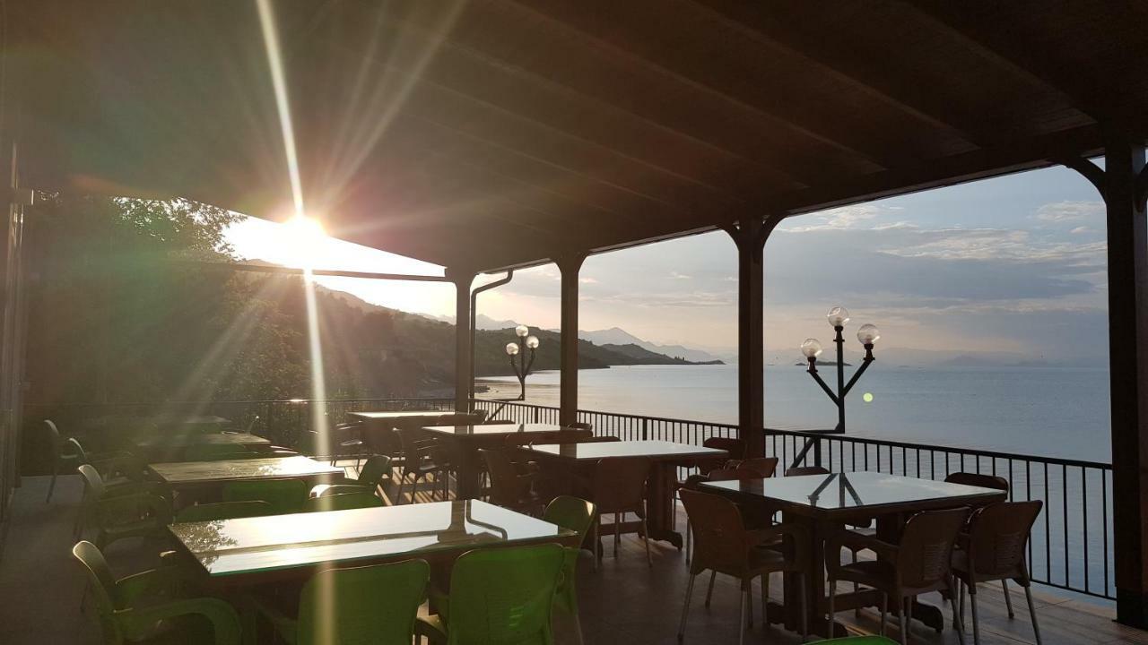 Rooms Lake View Balani Restaurant Shkodër Buitenkant foto